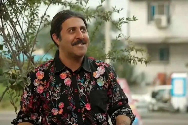 سکانس خندان/ هومن حاجی عبداللهی سر منقرض شدن نسلش مویه میکنه غش میری
