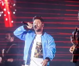 آواز معروفا؛ محمدرضا گلزار شده حنجره طلا تو کنسرتش بگو آره میخونه ملت دارن میترکونن