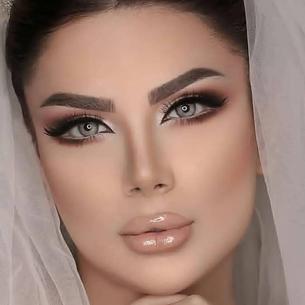 ترفند های کشیده شدن چشم