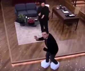 آواز هنرمندانه؛ هندی رقصیدن حامد آهنگی از خود هندیا غلیظ تره ترکیبی سمی زده با ایرانی