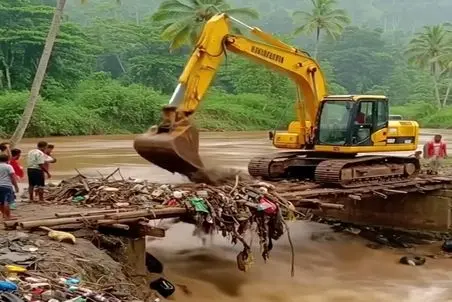 معماری طبیعت؛ بیل مکانیکی با اپراتورش به فنا رفتن