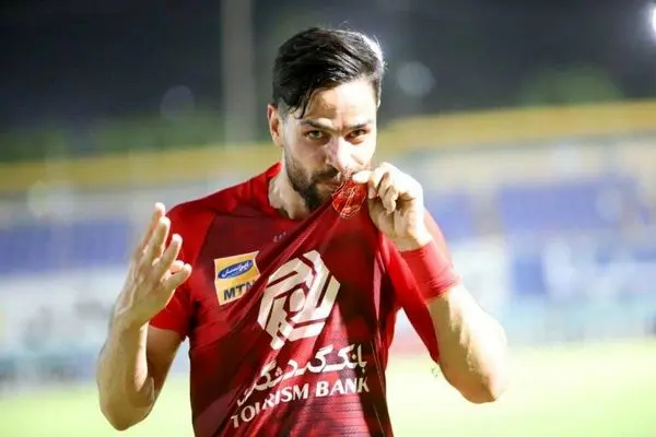 کمال کامیابی نیا بازیکن پرسپولیس 