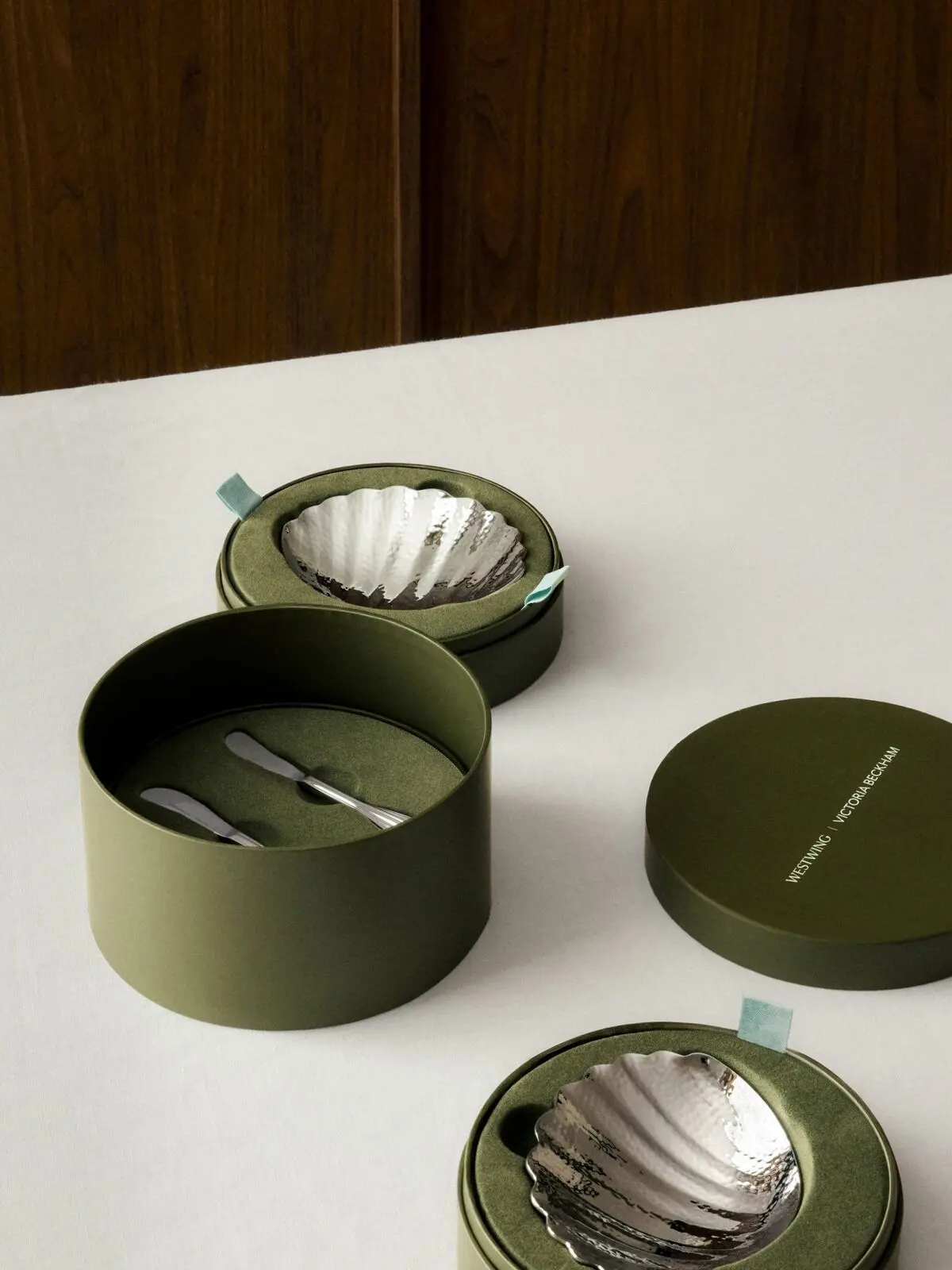 westwing-victoria-beckham-homeware-collection-design_dezeen_2364_col_44-scaled