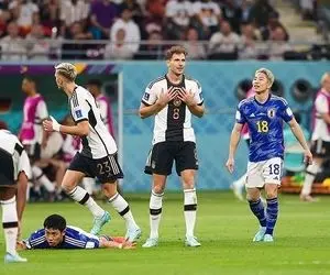 (عکس) تمسخر جنجالی و توهین آمیز آلمان توسط اسطوره انگلیس!