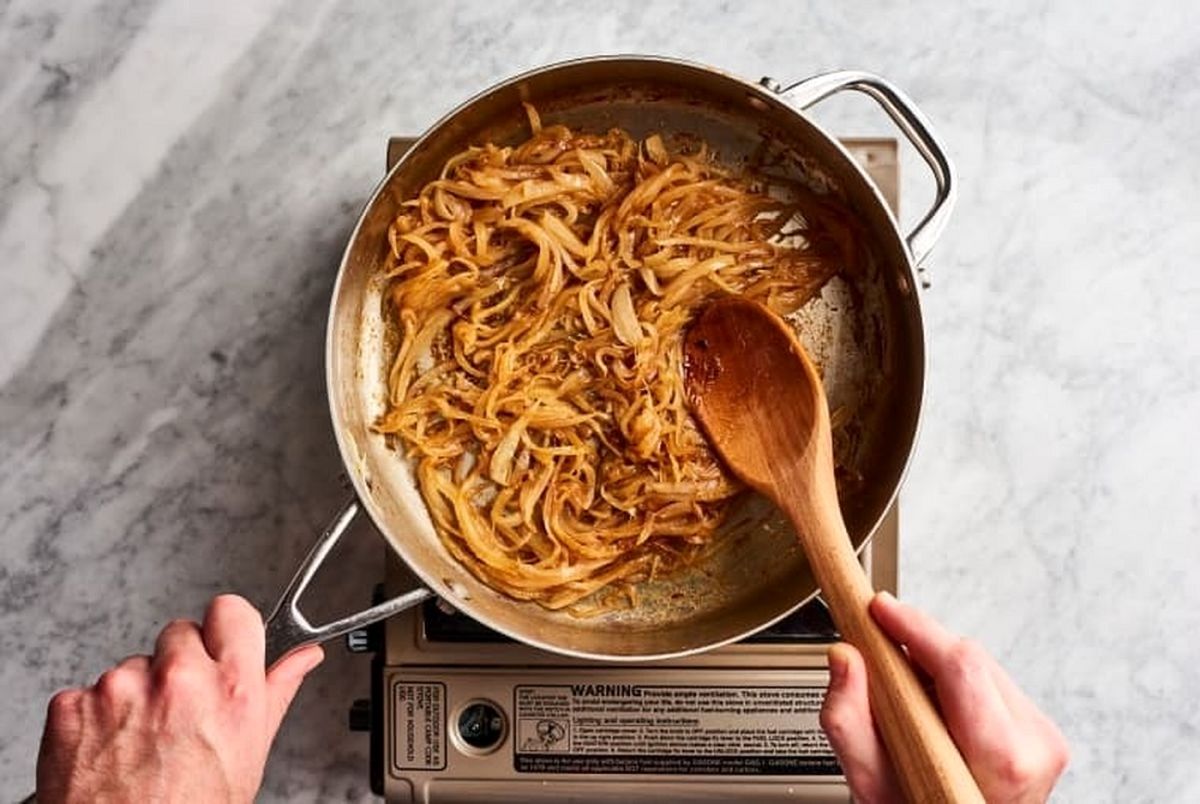 k_Photo_Recipes_2019-09-recipe-best-way-to-caramelize-onions_The_Best_Way_to_Caramelize_Onions_073-basically-stovetop-1