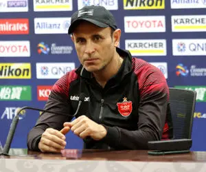 یحیی گل‌محمدی به‌یاد ستاره استقلالی