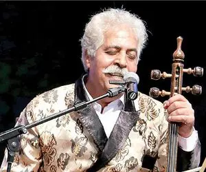 آواز محلی/یه شبی نصفه شبی چنان استادانه توسط علیپور اجرا شد که لرها حیران شدن