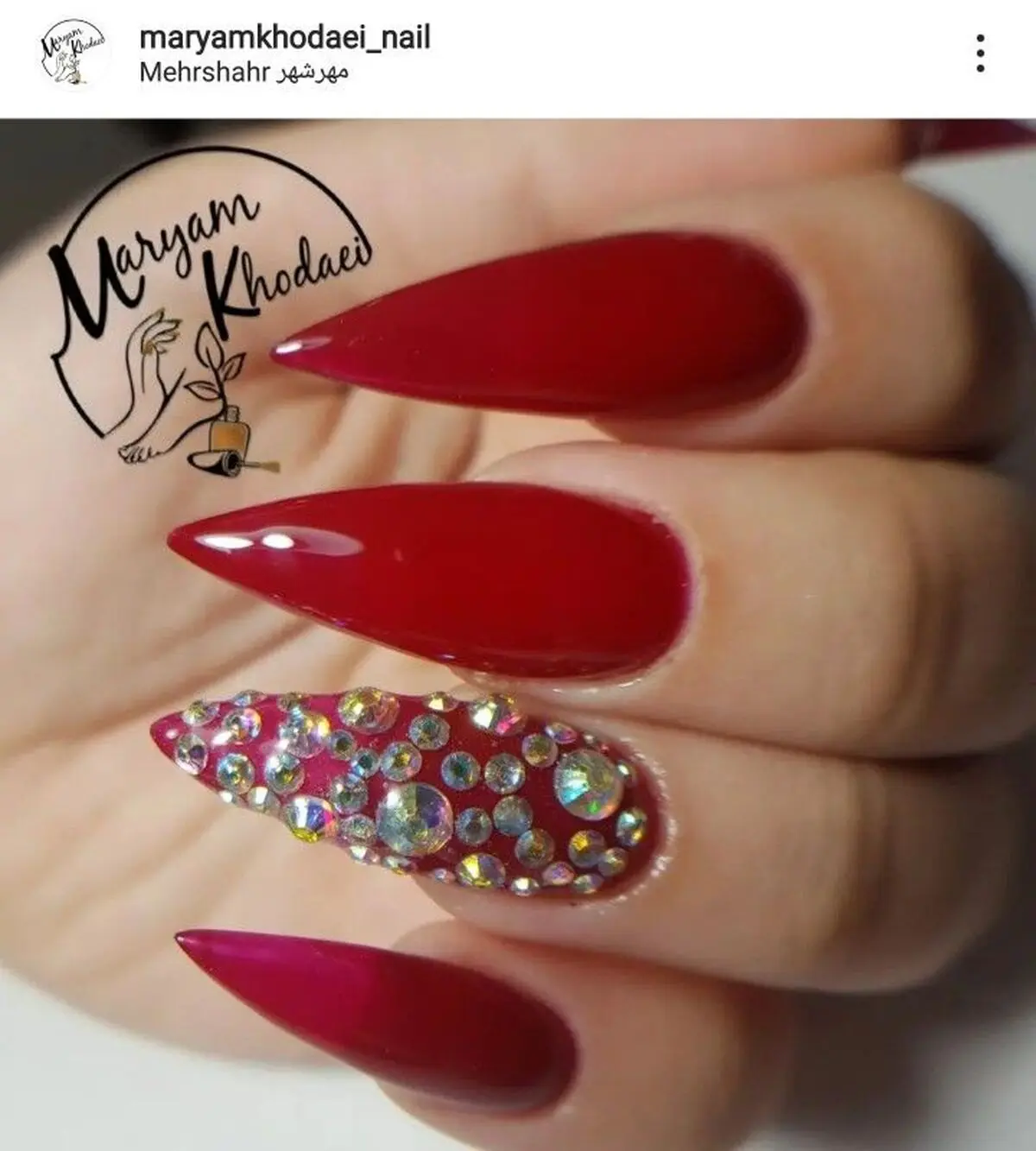 طراحی لاک قرمز