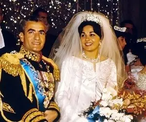 سفر به ایام قدیم سال 1317؛ کارت عروسی پر طمطراق و لوکس محمدرضا پهلوی