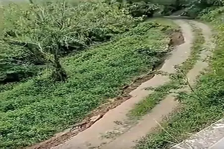 معماری طبیعت؛ یه تیکه از کوه شکافت لفت د گروپ شد