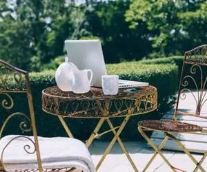 چگونه از وسایل داخل حیاط و بیرون از منزل مراقبت کنیم؟ 