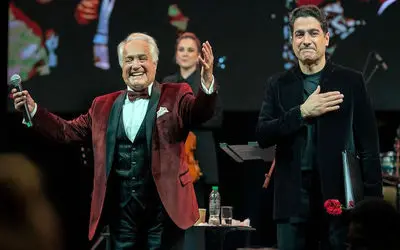 آواز همایونی/ همایون شجریان به یاد پدرش مرغ سحر خوند کانادا از خود بی خود شد