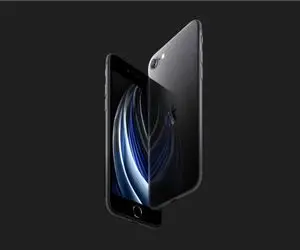 رونمایی نسل سوم آیفون SE در مارس