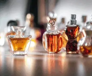 عطر مورد علاقه سلبریتی های هالیوودی چیست؟