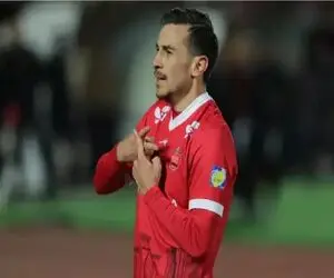 جدایی بدون حاشیه وینگر باتجربه از سرخ ها