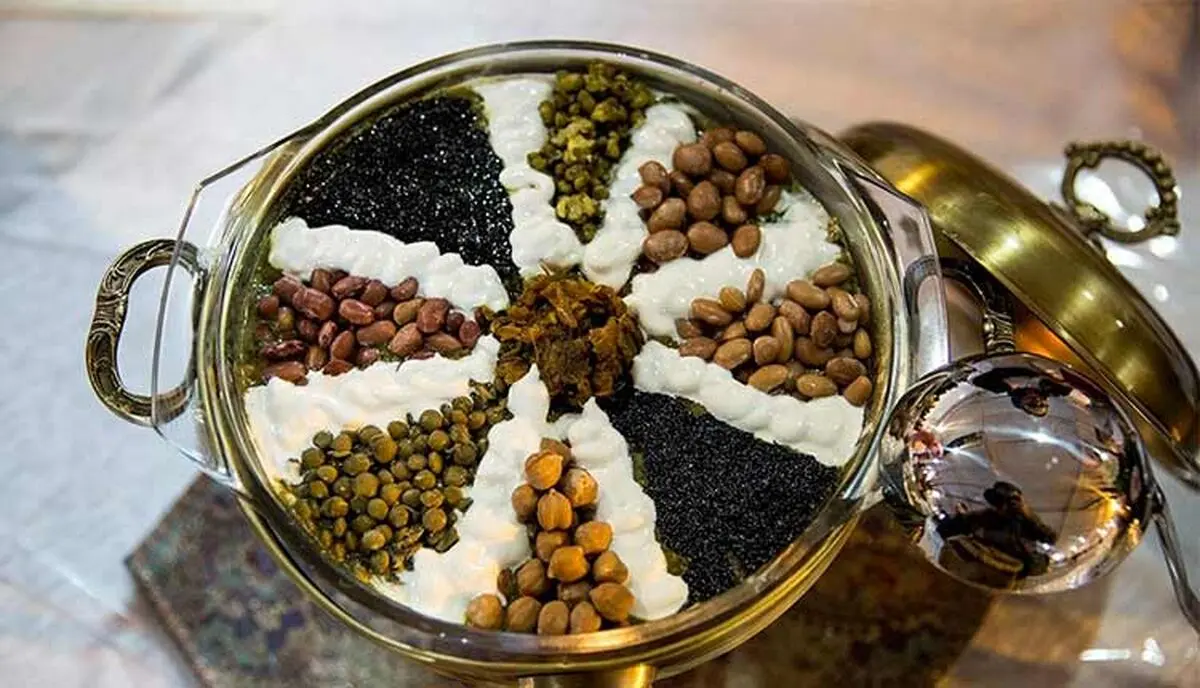 طرز تهیه آش رشته خوشمزه و مجلسی