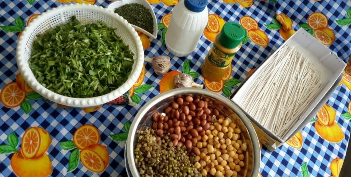 طرز تهیه آش رشته خوشمزه و مجلسی