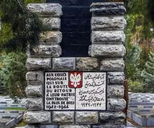 قبرستان ممنوعه تهران کجاست؟