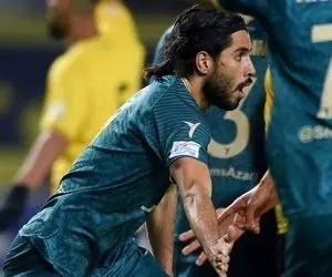 شادی گل خاص بازیکن شمس آذر برابر استقلال 