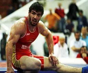 رقیب حسن یزدانی یک دوپینگی قدر است!