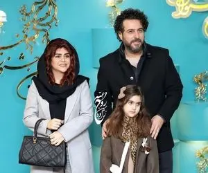 آواز خندان؛ محسن کیایی میزنه زیر آهنگ خوندن یهو میبینه جناب خان داره مخ خانم میزنه