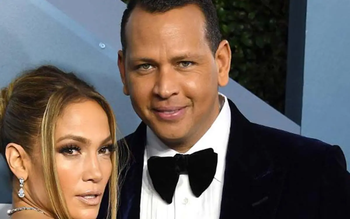 210312164227-01-jennifer-lopez-alex-rodriguez-file-super-169