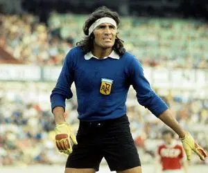 دشمن لیونل مسی درگذشت