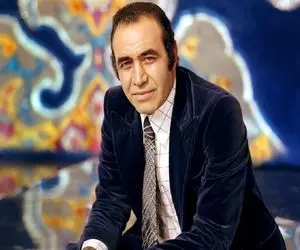 آواز جیگرسوز؛ استاد ایرج خواجه امیری با اشک چه سوزناک آهنگ رنگ آفتاب می پره رو خوند