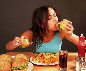 این 9 عادت ناسالم را ترک کنید!