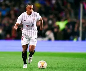 مدافع فرانسوی در رادار چلسی؛ قیمت 80 میلیون یورو!