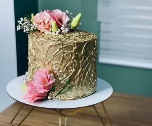 تزئین کیک حرفه ای در خانه که 1 میلیون بازدید خورد + ویدیو