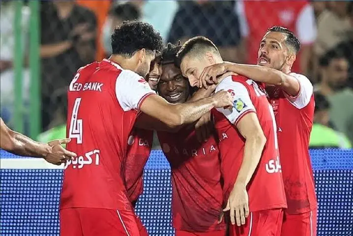 پرسپولیس ۳ - ملوان ۰؛ برد پرگل سرخپوشان در آستانه دربی