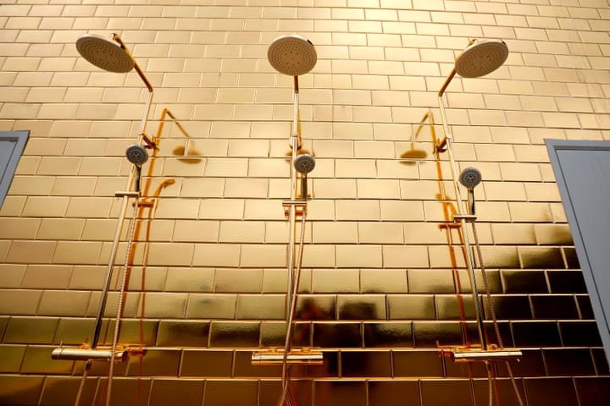 (عکس) هتل طلایی جهان؛ توالت و دوش حمام از طلای 24 عیار!