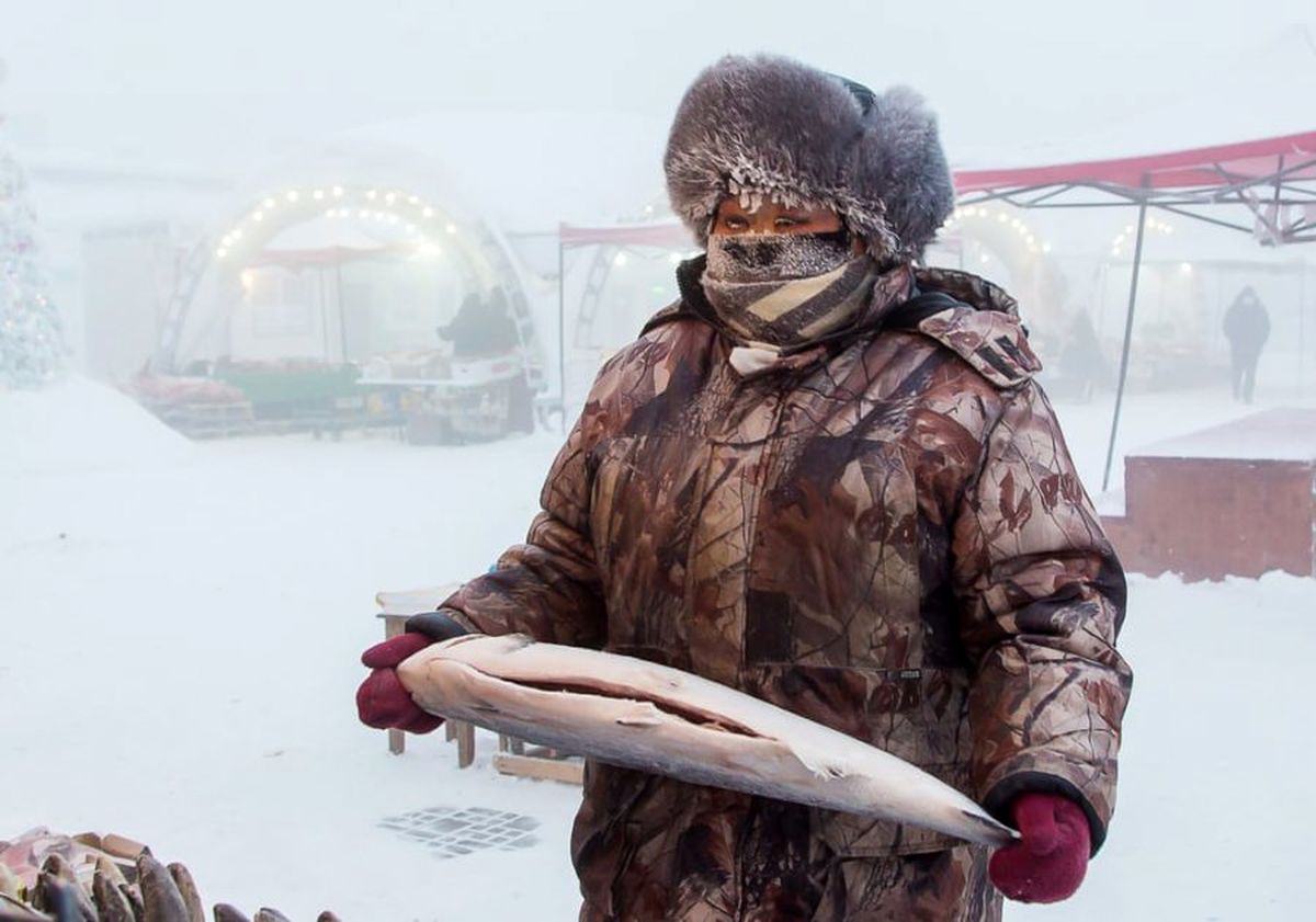 (تصاویر) زمستان در سرد ترین شهر جهان؛ اینجا مژه هایتان هم از سرما یخ می زند!