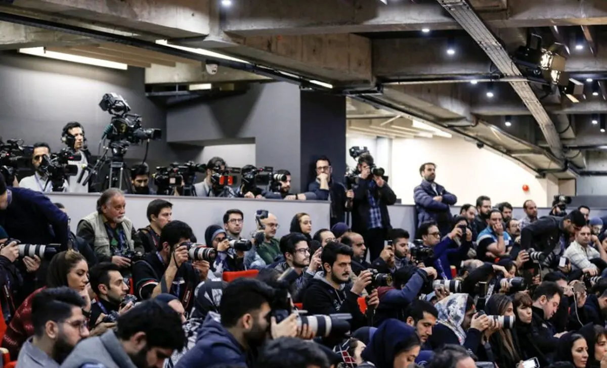 (تصاویر) روز دوم سی‌وهشتمین جشنواره فیلم فجر چه گذشت؟