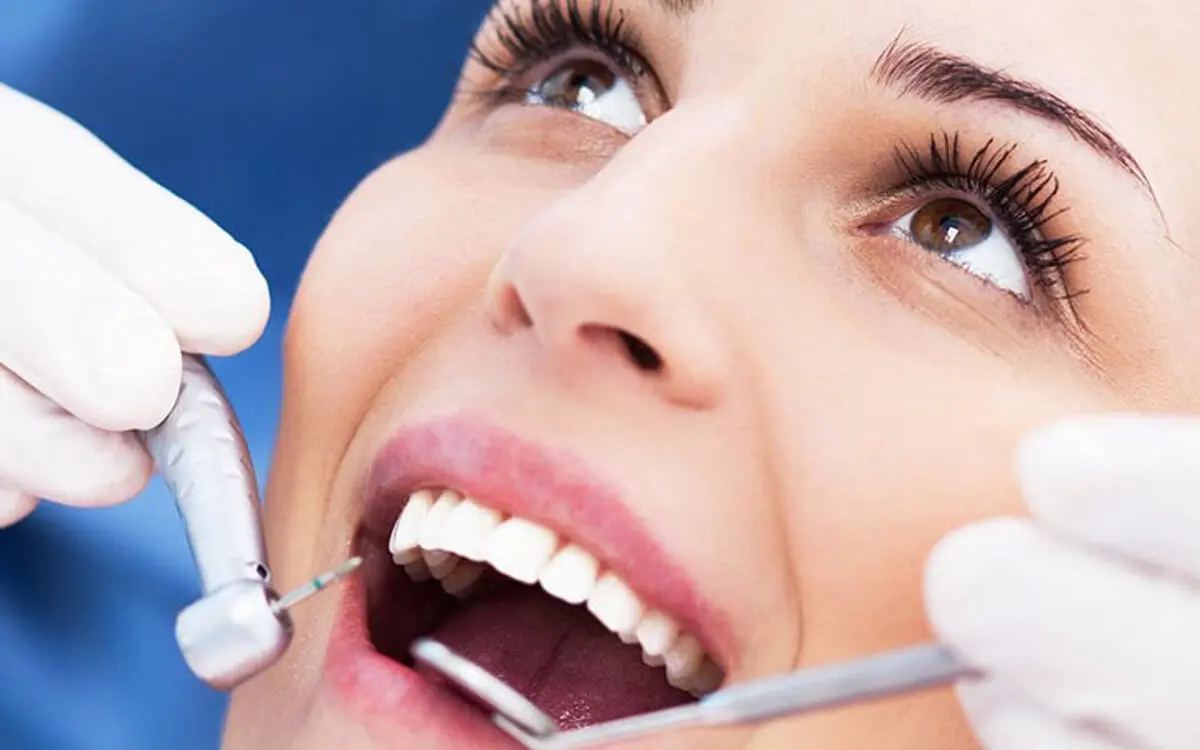 چطور بوی بد دهان را رفع کنیم؟