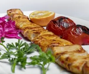 طرز تهیه جوجه کباب رستورانی با ماست