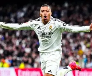 واکنش امباپه به تساوی جنجالی رئال در دربی