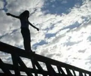 ماجرای خودکشی مهسا دختر 15 ساله گچسارانی چیست؟ + ویدئو