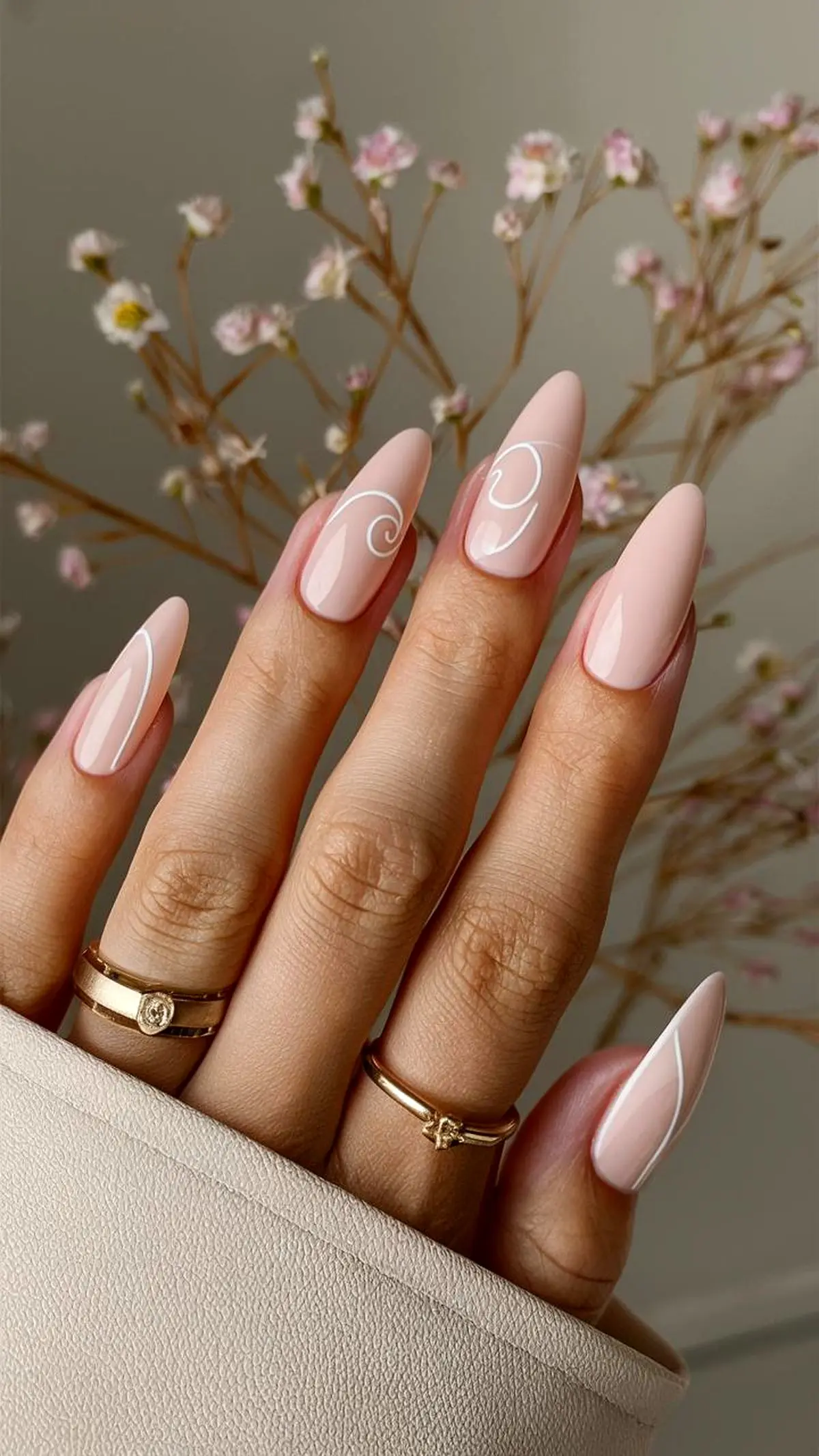 close-up-of-elegant-almond-shaped-nails-painted-in-4jd8357drhcowgmc6vnr8w-0fzejbnotsq8567eqwvi7q
