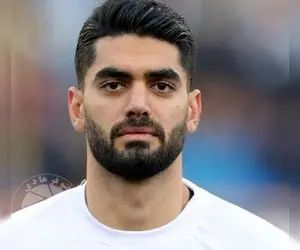 علی کریمی هم از دسترس استقلال و سپاهان خارج می‌شود؟