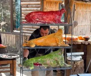 آشپزی در طبیعت؛ آقاهه سه تا گوسفند درسته رو پوست کند تو مواد خوابوند بعدم کبابی کرد