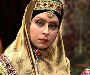 سکانس خنده دار؛ خواستگاری باباشاه از قیصر بانو واقعا روده بر میشی!