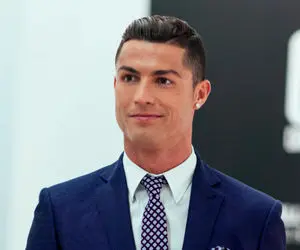 اولین تصویر از کریستیانو رونالدو و همراهان در ایران با استایل ورزشی