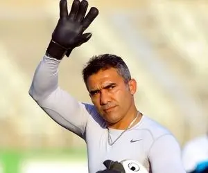 (عکس) واکنش احمدرضا عابدزاده به شایعه مهاجرتش به آمریکا