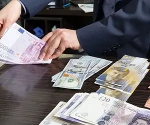 چرا باید از بازار ارز خارج شد؟