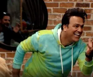 سکانس خندان/ رقص حامد آهنگی سالن رواز خنده منفجر کرد