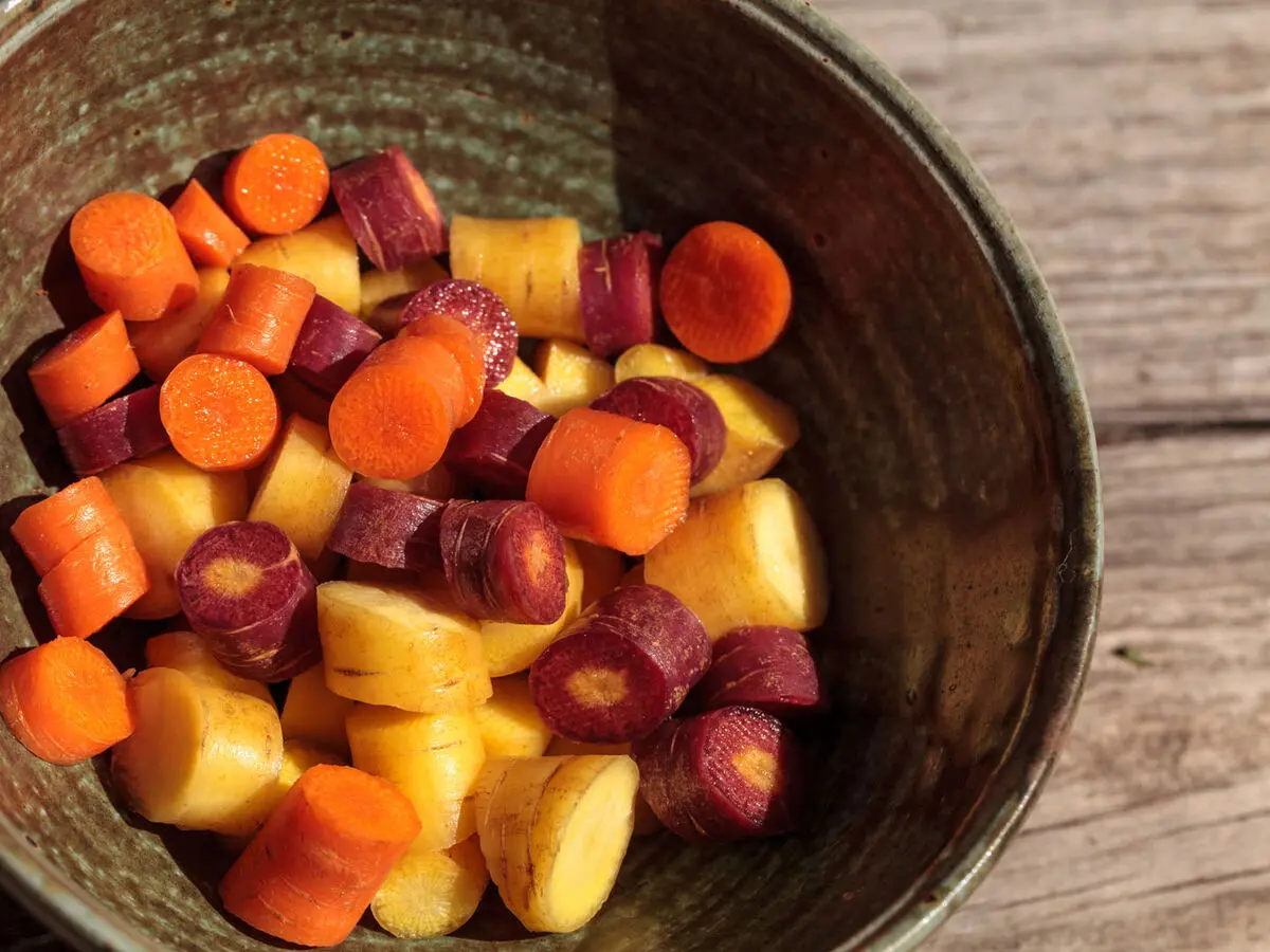 vitamins-supplements-herbs_vitamins_beta-carotene_1440x1080_603197838