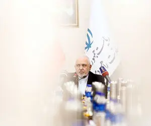 ظریف باید از مدار خارج می‌شد تا ضعف‌های دیگران دیده نشود