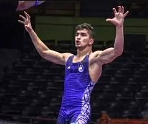 نامه عجیب استقلال: این مربی دست بزن دارد!